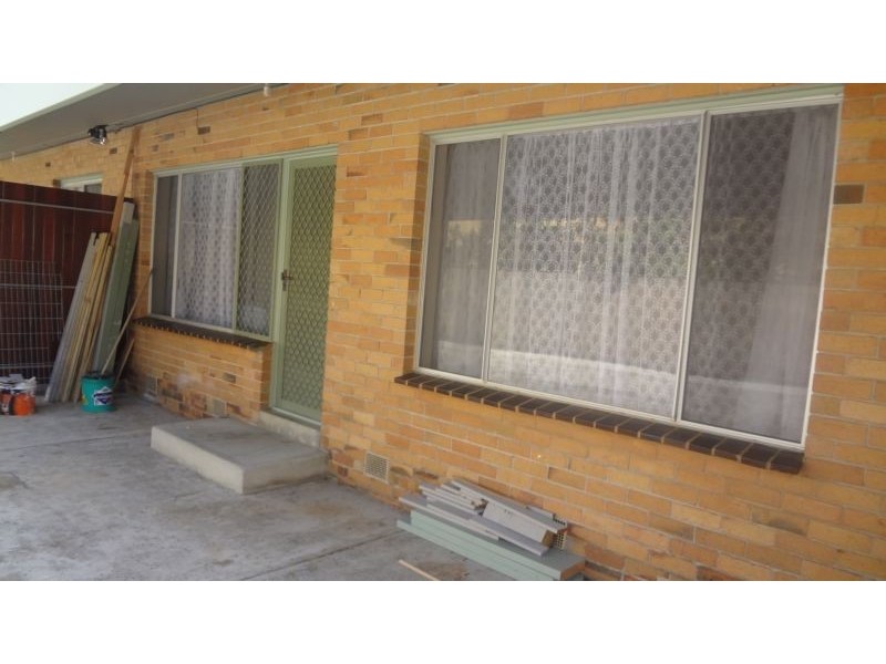 3/8 Romawi Street, Altona VIC 3018