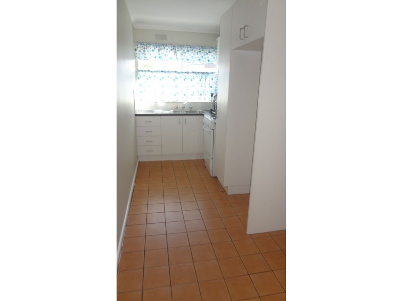 3/8 Romawi Street, Altona VIC 3018