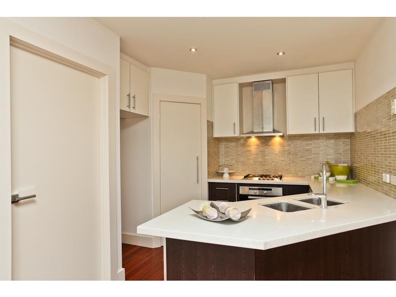 2 Seves Street, Altona VIC 3018