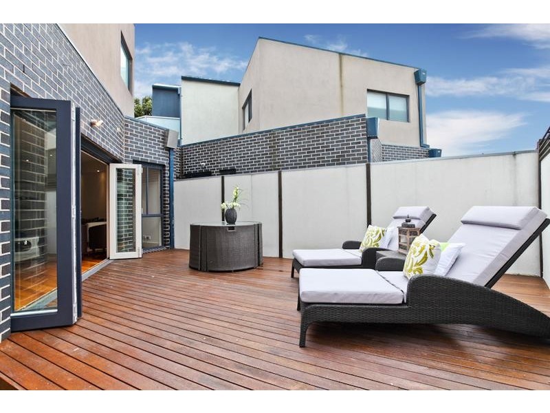 2 Seves Street, Altona VIC 3018