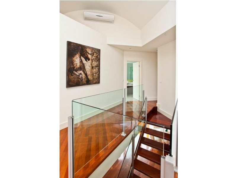 2 Seves Street, Altona VIC 3018