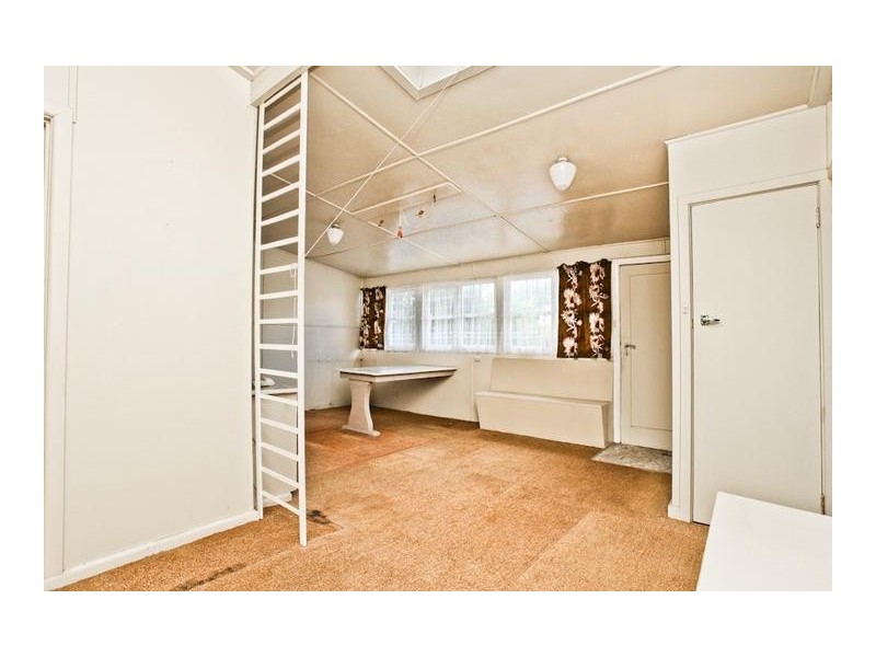 152 Queen Street, Altona VIC 3018