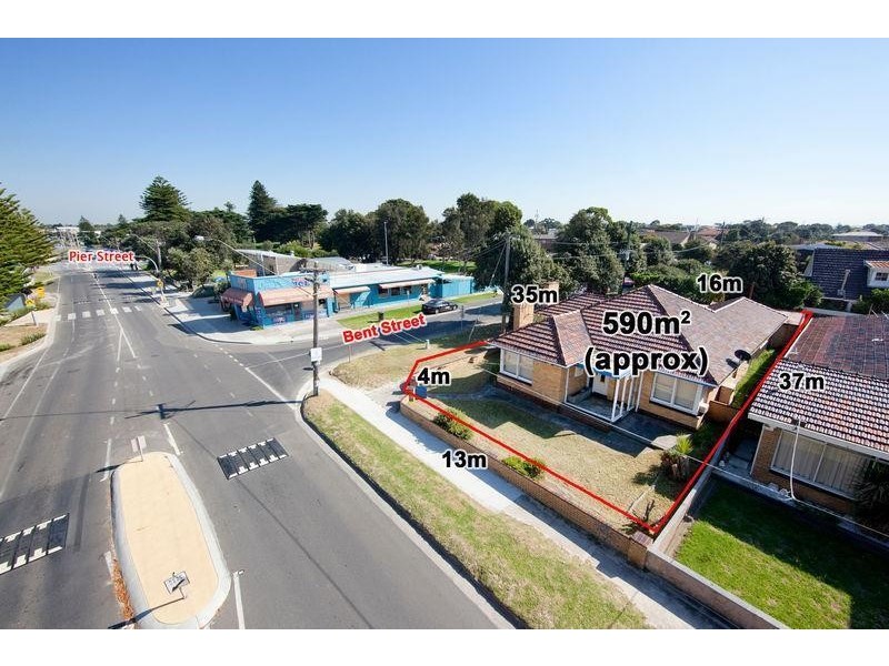 135 Esplanade, Altona VIC 3018