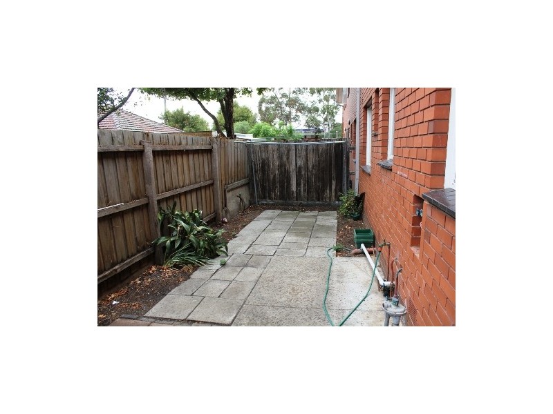 3/83 Railway Street North, Altona VIC 3018