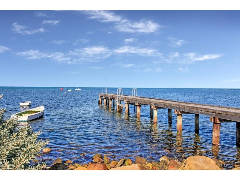 25A Beach Street, Altona VIC 3018