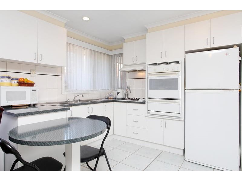 2/14 Verity Court, Altona Meadows VIC 3028