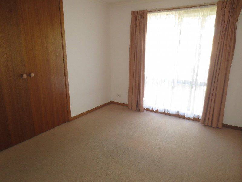 8A Hoddle Way, Altona Meadows VIC 3028