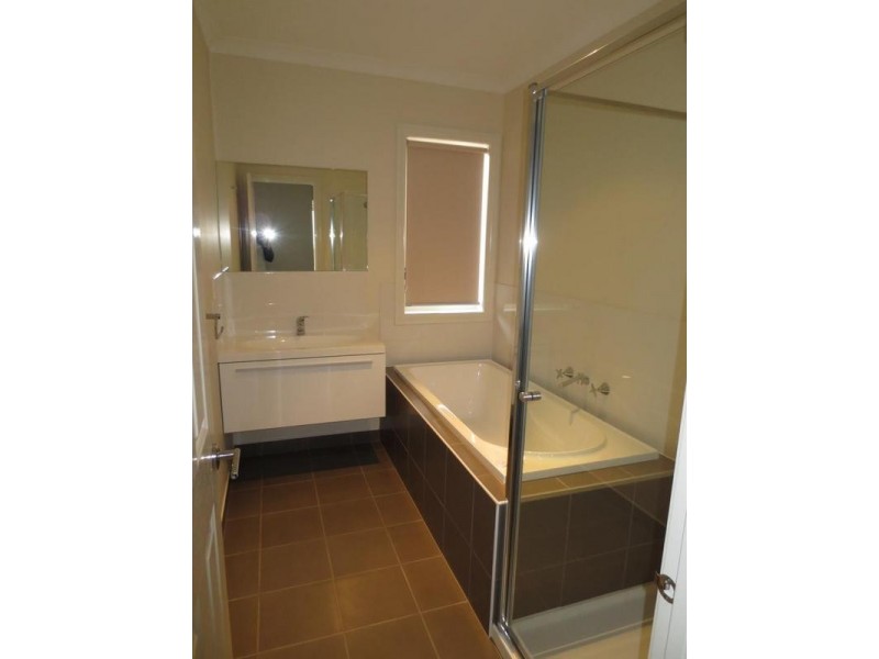 3/72-74 Victoria Street, Altona Meadows VIC 3028