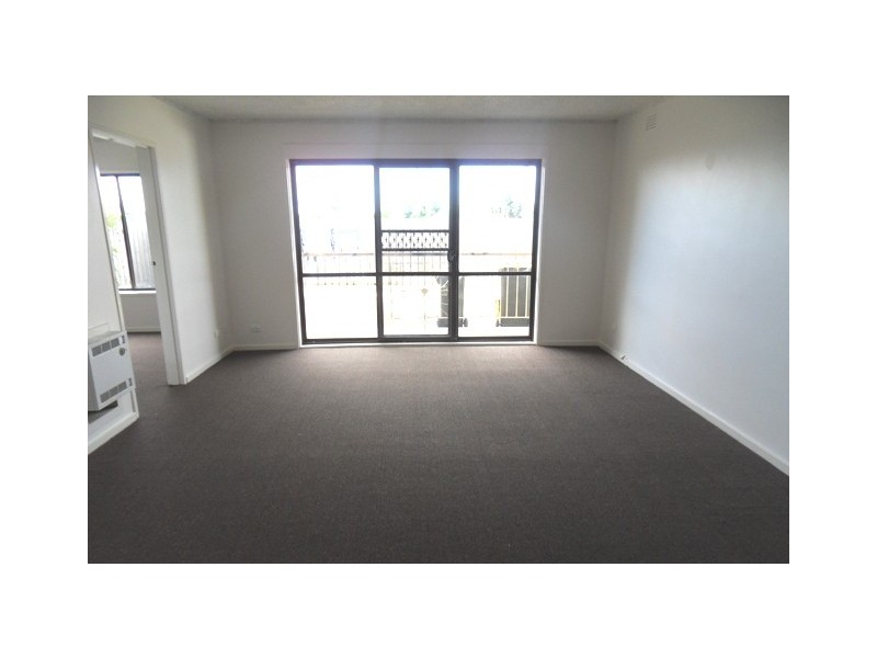 7/66 Simmons Drive, Altona VIC 3018