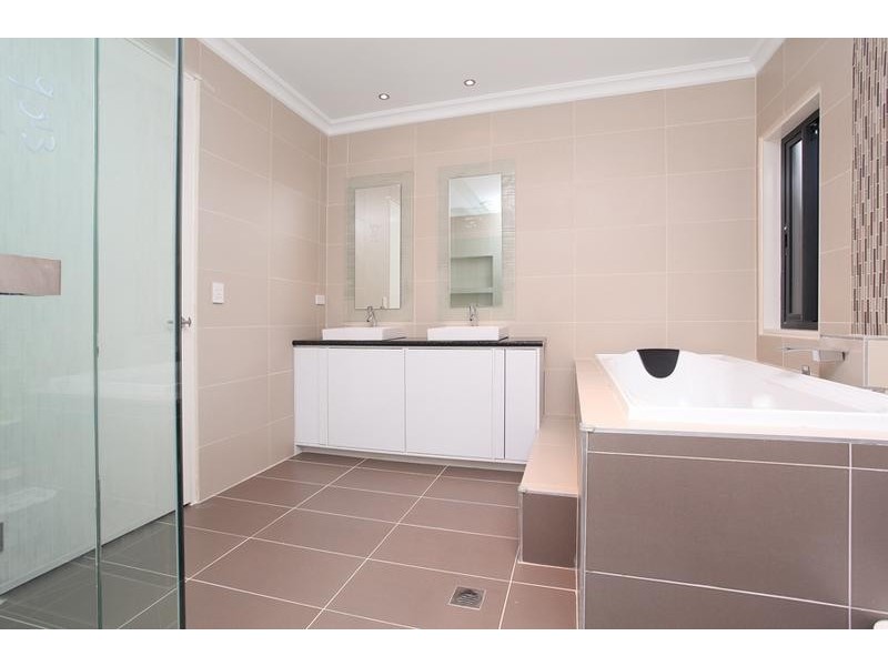 47 Romawi Street, Altona VIC 3018