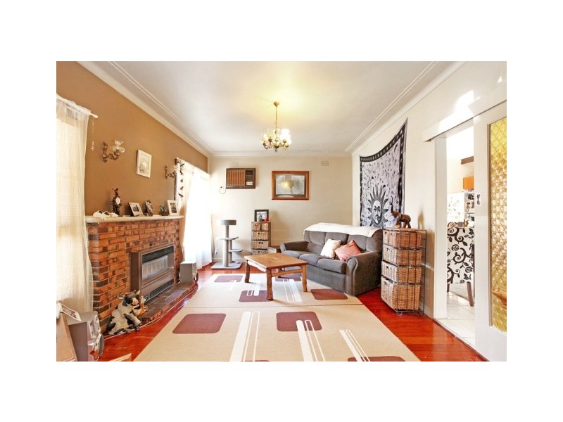 8 Kookaburra Street, Altona VIC 3018