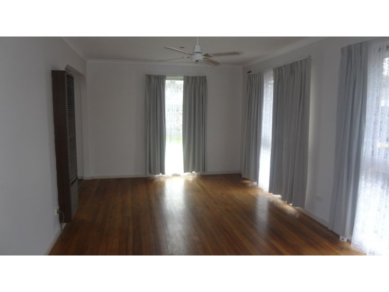 3 Laughton Court, Altona Meadows VIC 3028