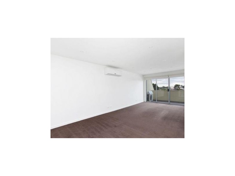 307/117 Pier Street, Altona VIC 3018