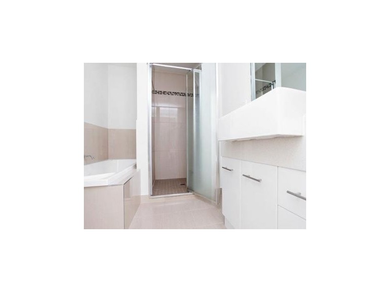 307/117 Pier Street, Altona VIC 3018