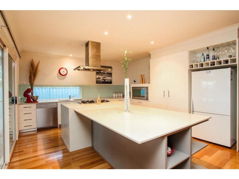 9 Selwood Place, Altona Meadows VIC 3028