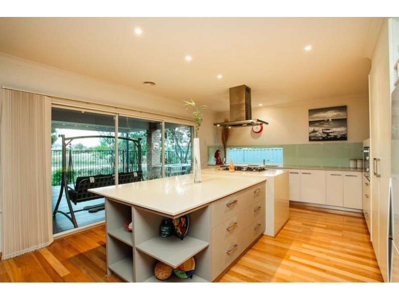 9 Selwood Place, Altona Meadows VIC 3028