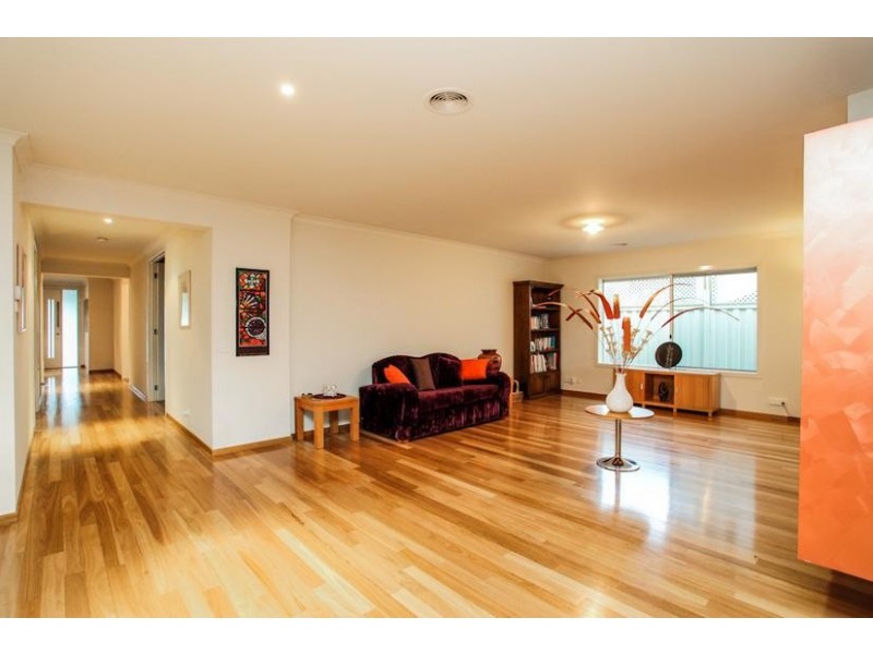 9 Selwood Place, Altona Meadows VIC 3028