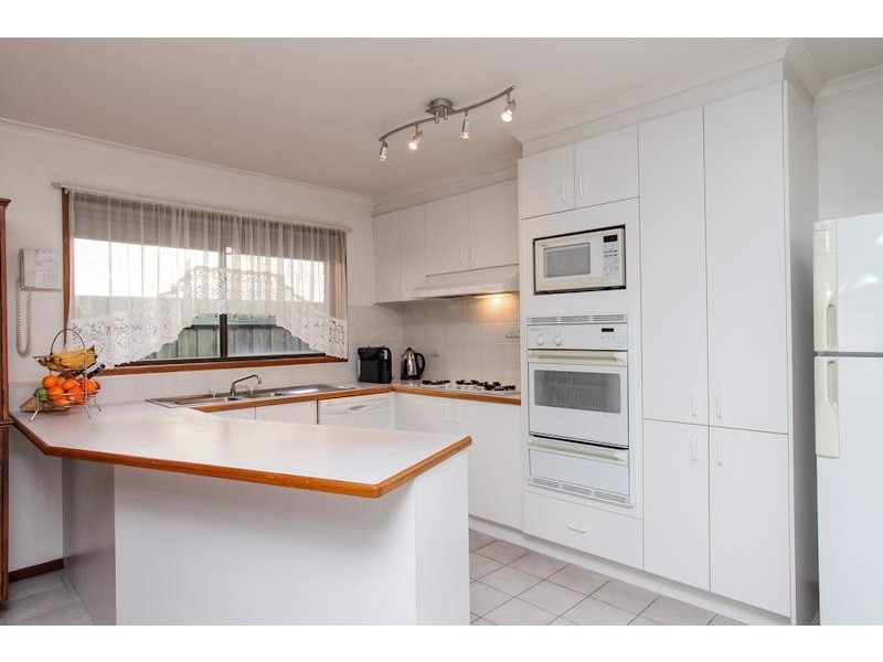 5 McAree Court, Altona Meadows VIC 3028