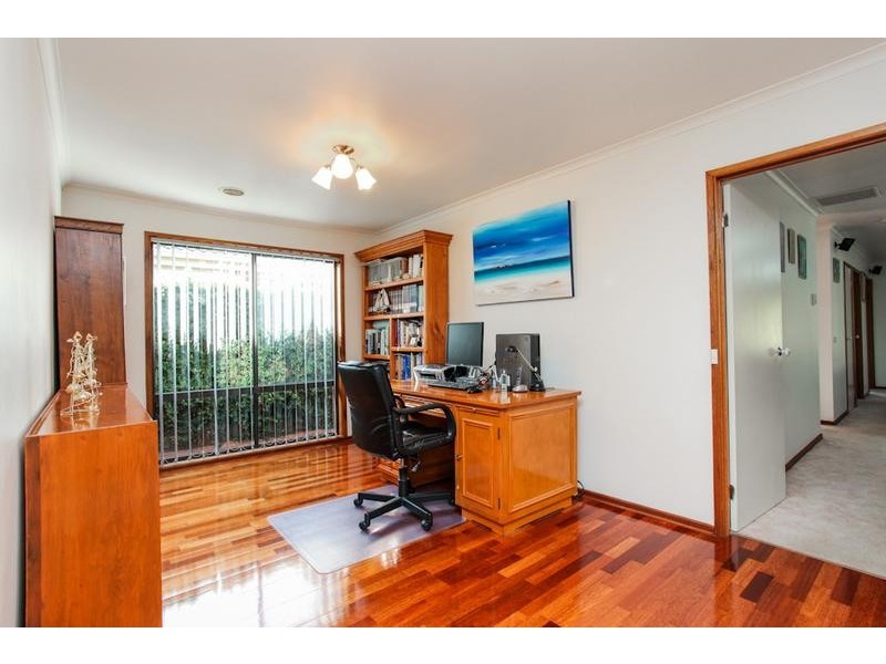 5 McAree Court, Altona Meadows VIC 3028