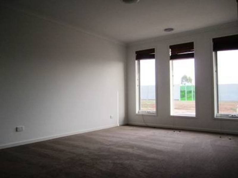 48 Campaspe Way, Point Cook VIC 3030