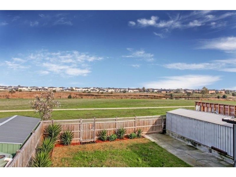 303 Victoria Street, Altona Meadows VIC 3028