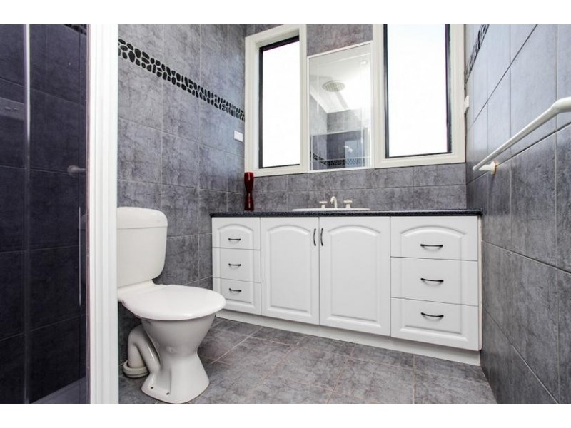 303 Victoria Street, Altona Meadows VIC 3028