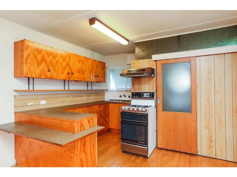 29 Myrtle Grove, Altona VIC 3018
