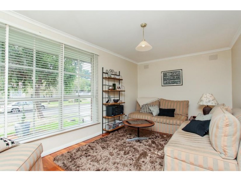 1/1 Bell Avenue, Altona VIC 3018