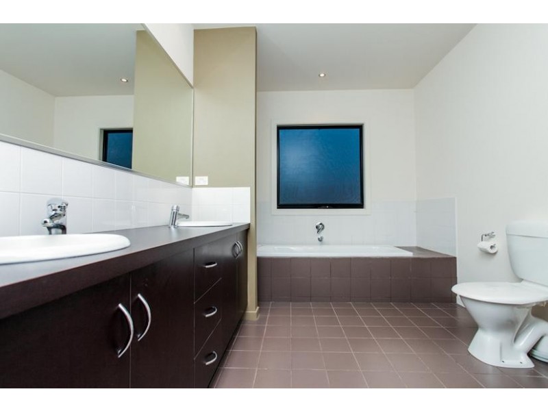 23 Emu Avenue, Altona VIC 3018