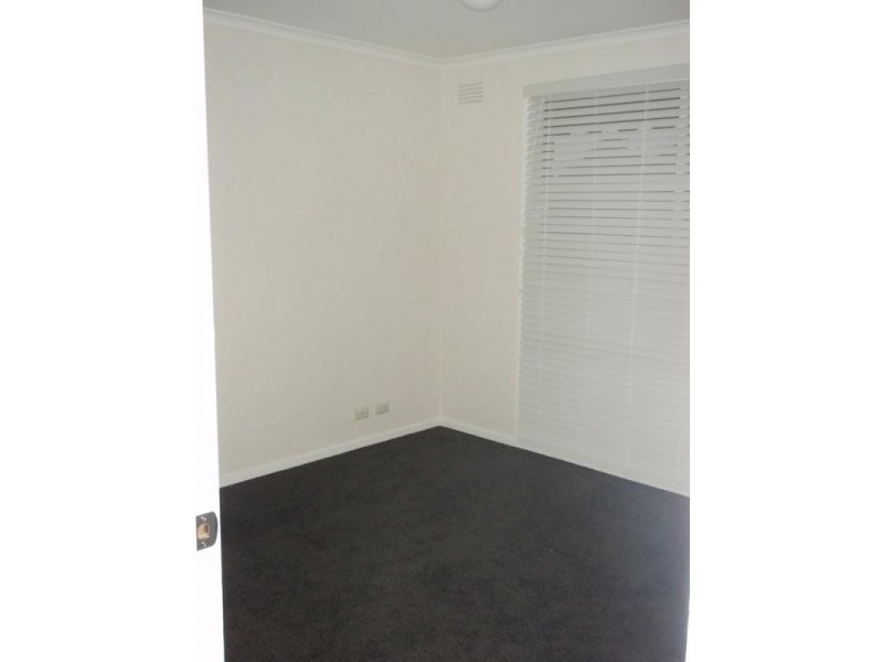 1/114 Blyth Street, Altona VIC 3018