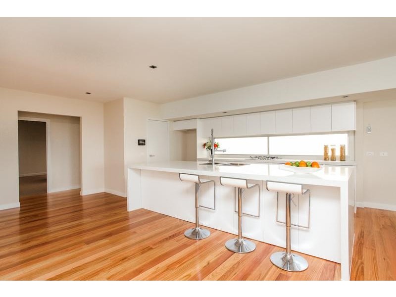 25 Beach Street, Seaholme VIC 3018