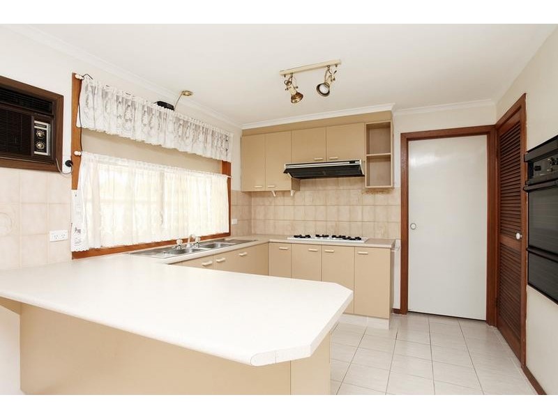 28 Bayview Street, Altona VIC 3018