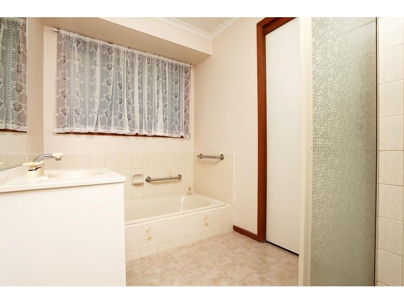 28 Bayview Street, Altona VIC 3018