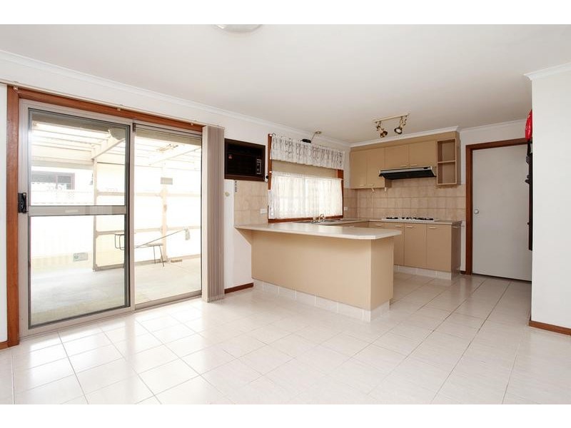 28 Bayview Street, Altona VIC 3018