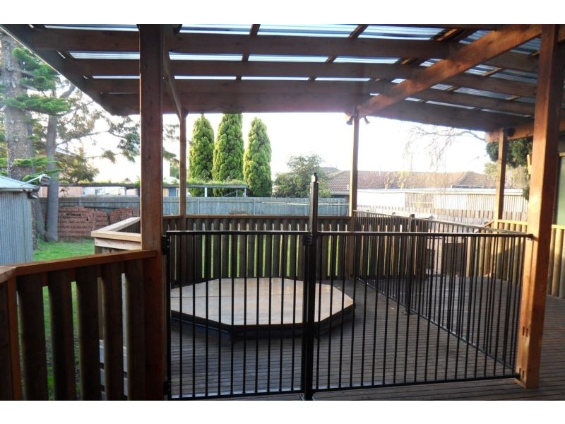 6 Lark Street, Altona VIC 3018