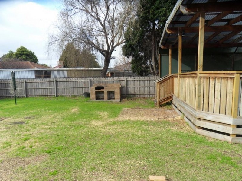 6 Lark Street, Altona VIC 3018