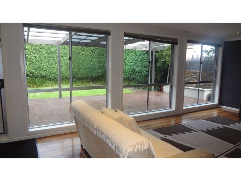 11 Finley Road, Altona VIC 3018