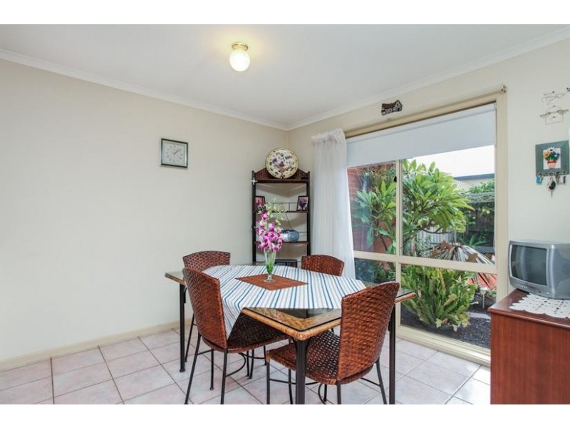 61 Linnet Street, Altona VIC 3018