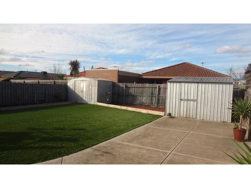 14 Dixon Court, Altona Meadows VIC 3028