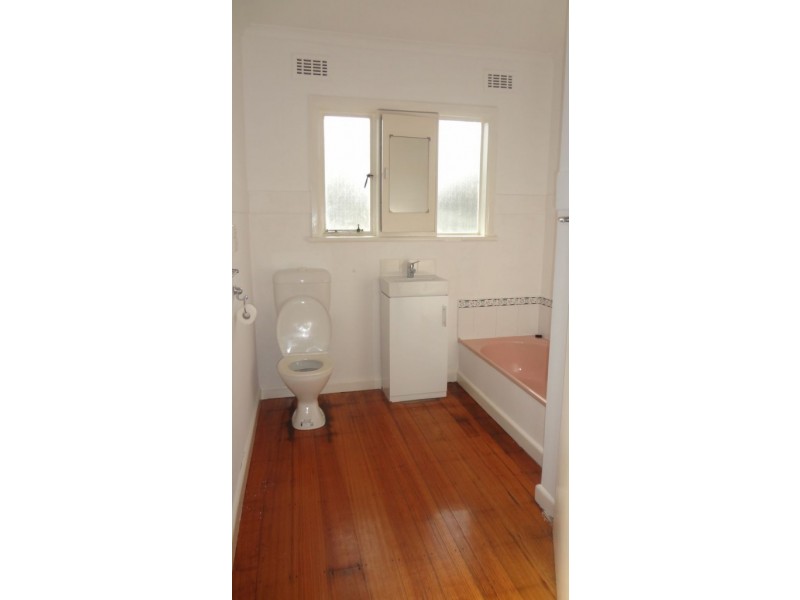 29 Myrtle Grove, Altona VIC 3018