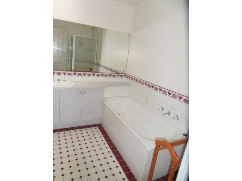 3/6 Mulga Street, Altona VIC 3018