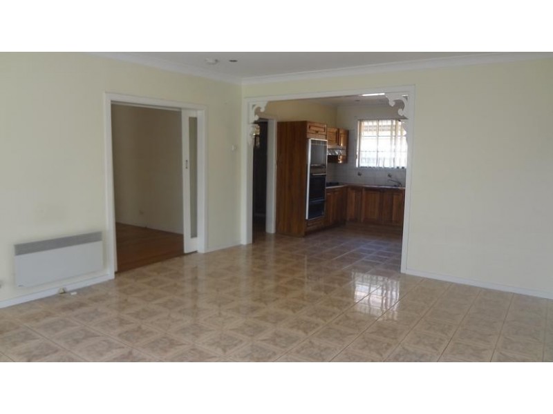 28 Knapp Street, Altona North VIC 3025