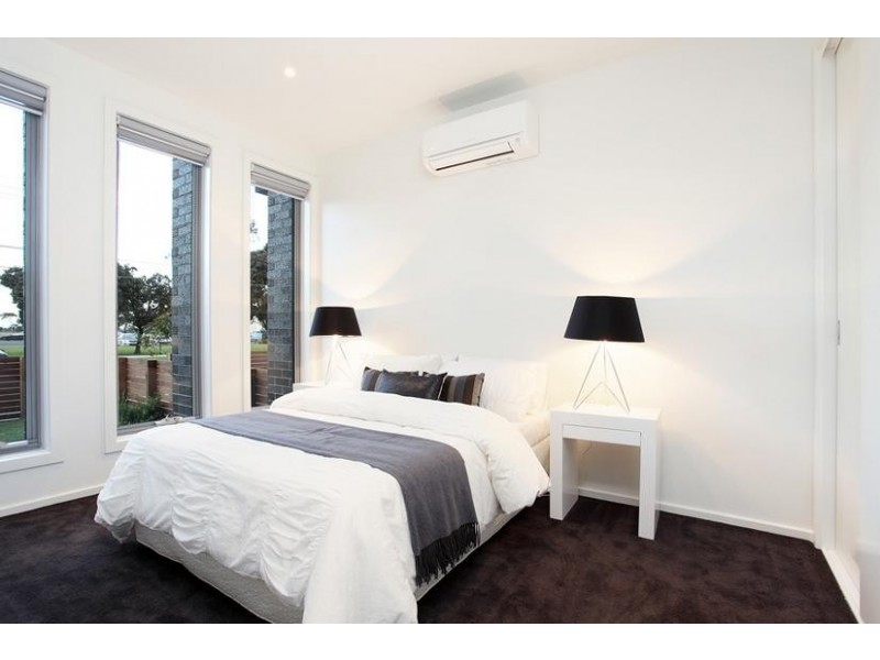 140 Civic Parade, Altona VIC 3018