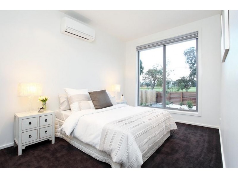 140 Civic Parade, Altona VIC 3018