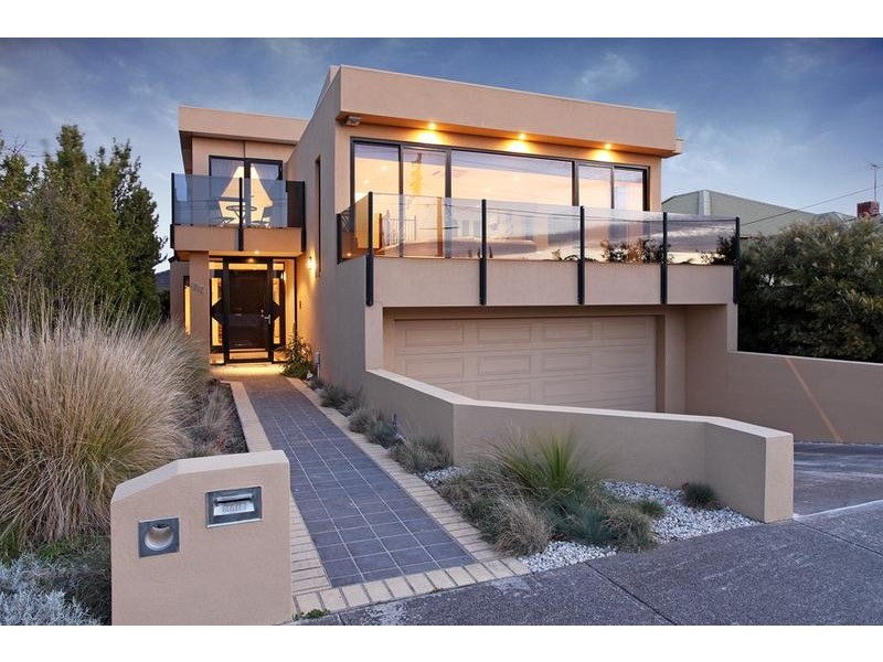 12 Blyth Street, Altona VIC 3018