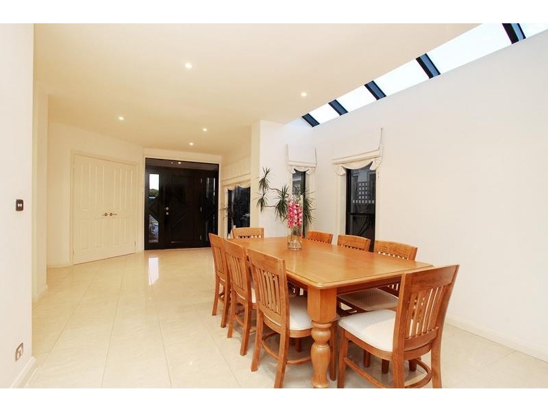 12 Blyth Street, Altona VIC 3018