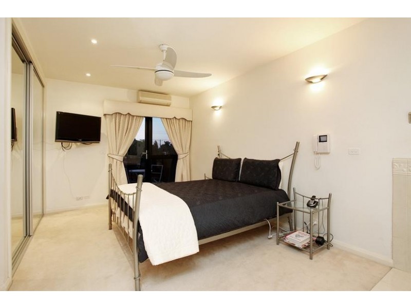 12 Blyth Street, Altona VIC 3018