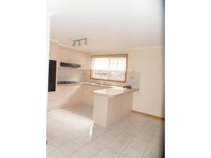 1/179 Civic Parade, Altona VIC 3018