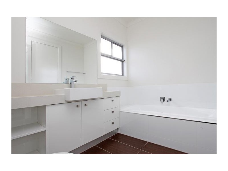 1A Linnet Street, Altona VIC 3018