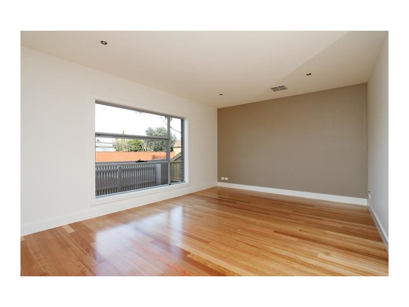 1A Linnet Street, Altona VIC 3018